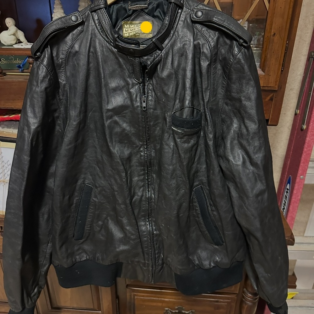Members Only Black Leather VINTAGE Jacket
FREE GIFT WITH PURCHASE